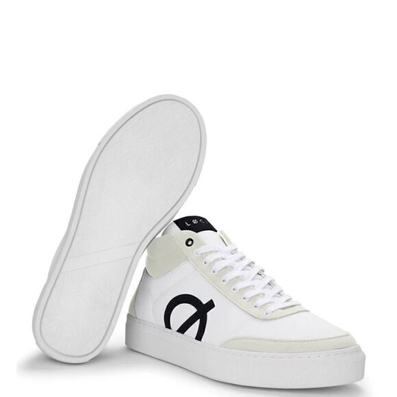 LOCI White & Black Athletic 👟 Love them but they’re just a smidge too small😭 - Picture 2 of 13